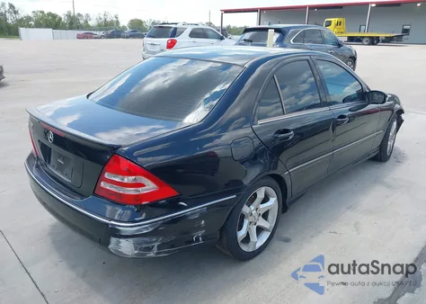 2007 Mercedes-Benz C 230 Sport из США, поврежденный, VIN WDBRF52H17F905780